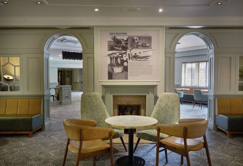 호텔 Doubletree By Hilton Southampton