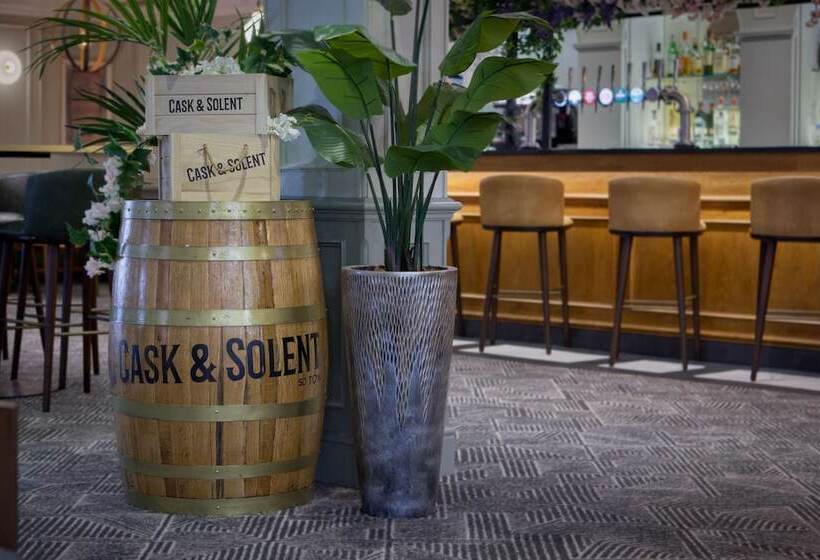 호텔 Doubletree By Hilton Southampton