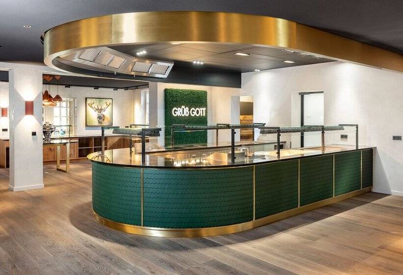 Отель Wellness & Genuss Resort Engel Obertal