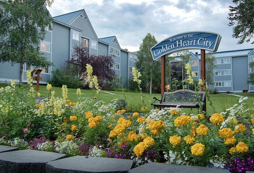 בית מלון כפרי Fairbanks Princess Riverside Lodge