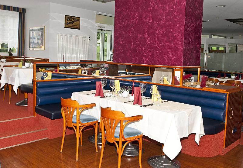 ホテル Falkenstein