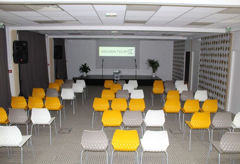 ホテル Golden Tulip Roissy Saint Witz