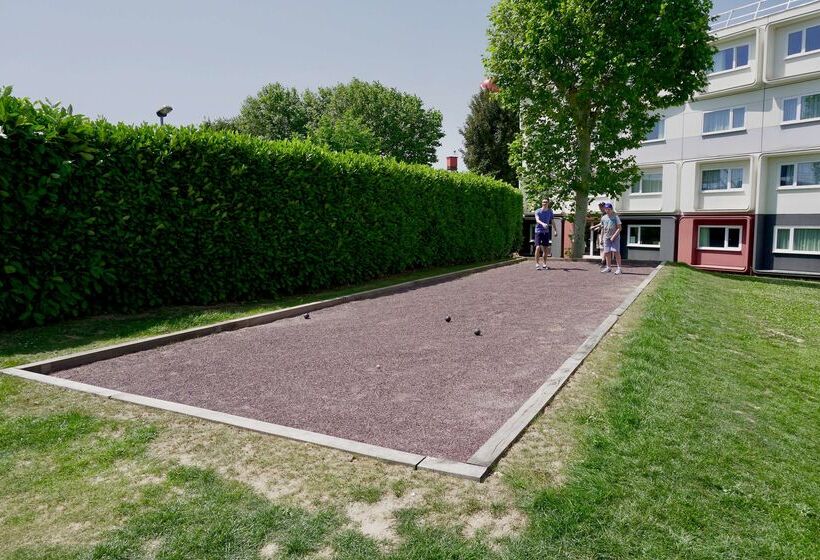 ホテル Golden Tulip Roissy Saint Witz