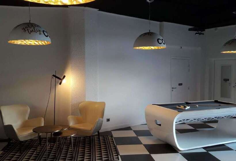 ホテル Golden Tulip Roissy Saint Witz