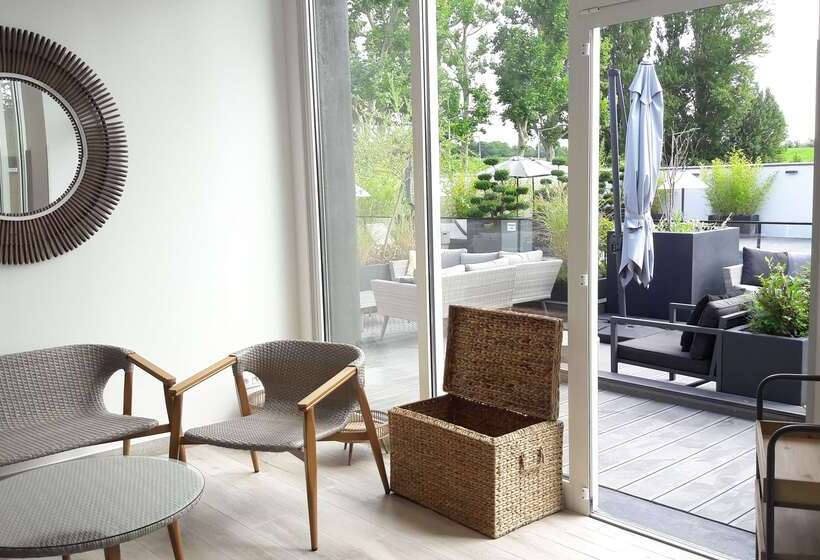 ホテル Golden Tulip Roissy Saint Witz