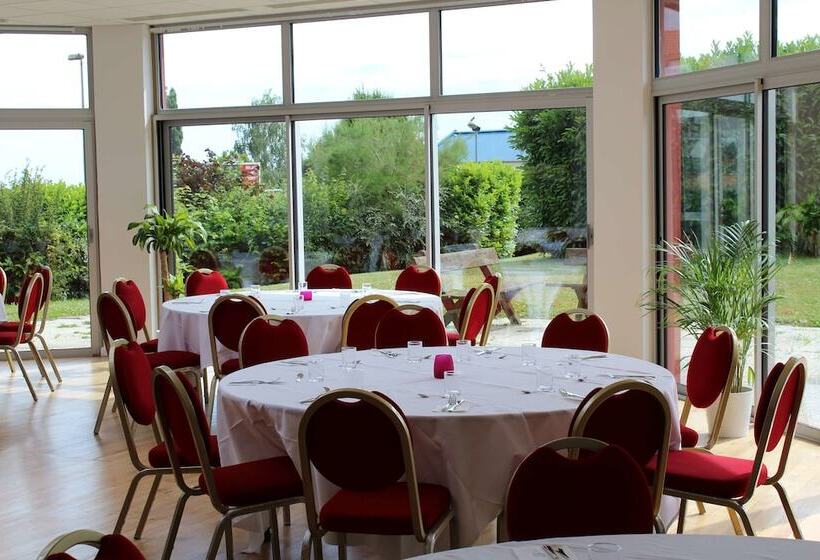 ホテル Golden Tulip Roissy Saint Witz