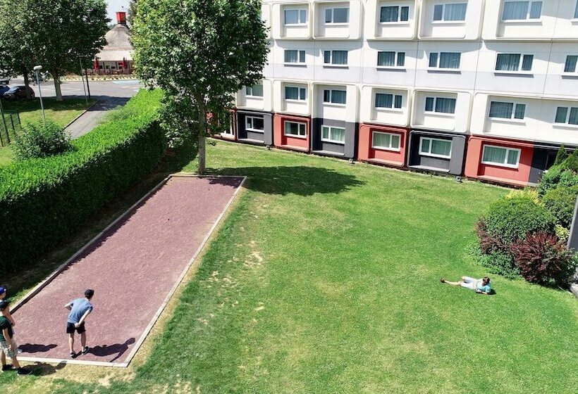 ホテル Golden Tulip Roissy Saint Witz