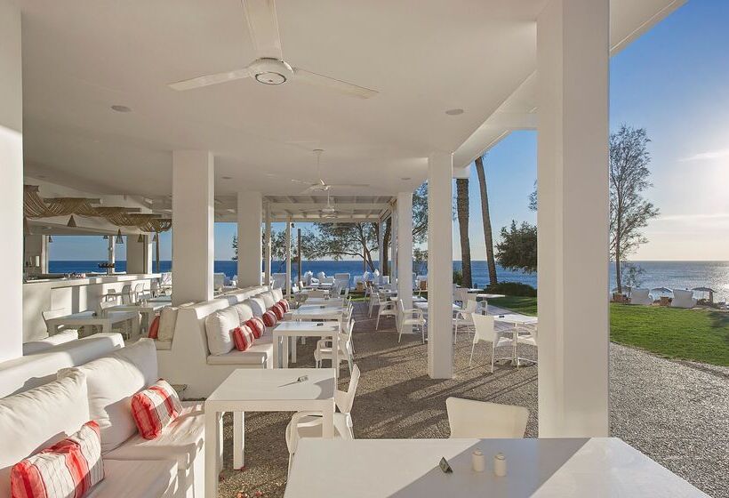 فندق Grecian Sands