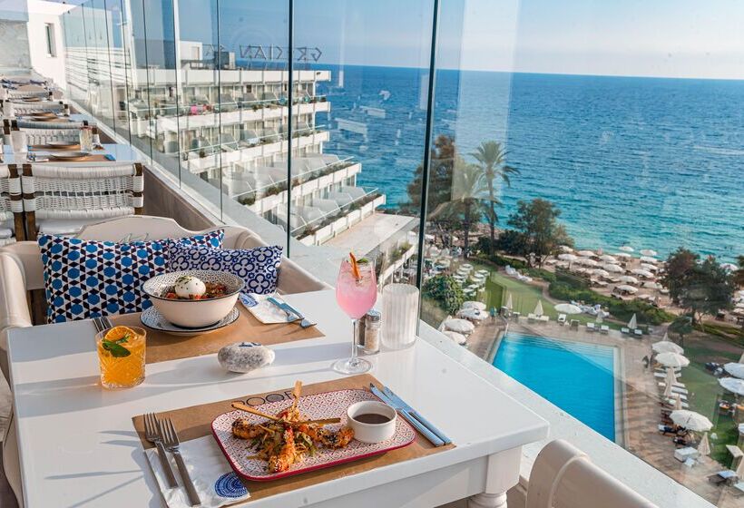 فندق Grecian Sands