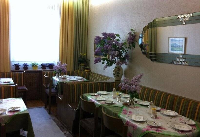 Hotel Hauser An Der Universitat