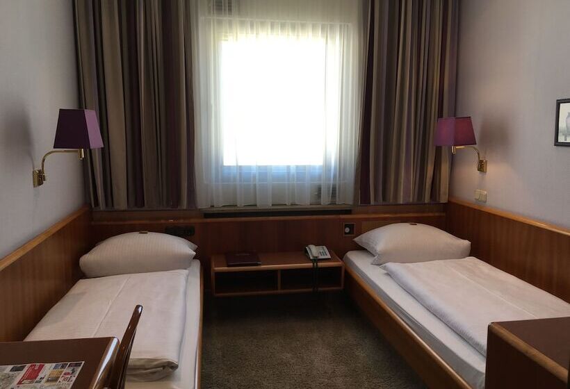 Hotel Hauser An Der Universitat