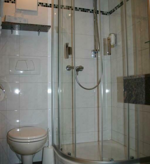 Hotel Hauser An Der Universitat