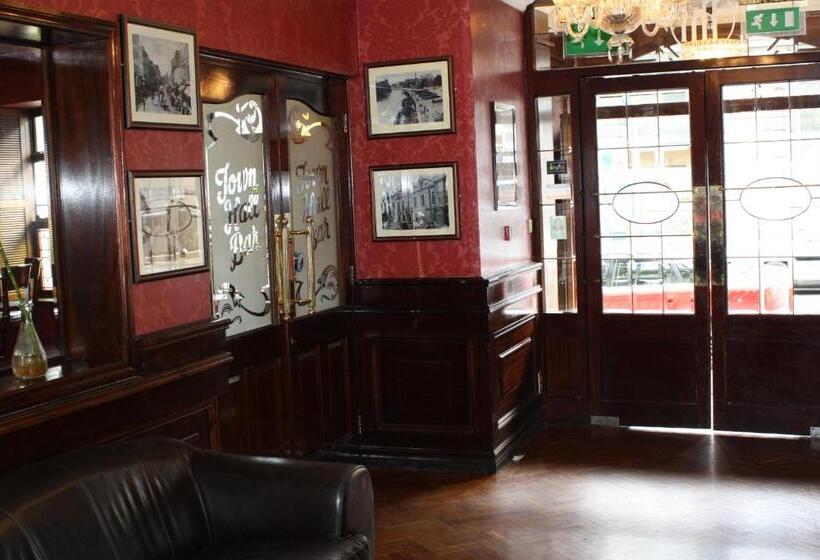 בית מלון כפרי Hearns