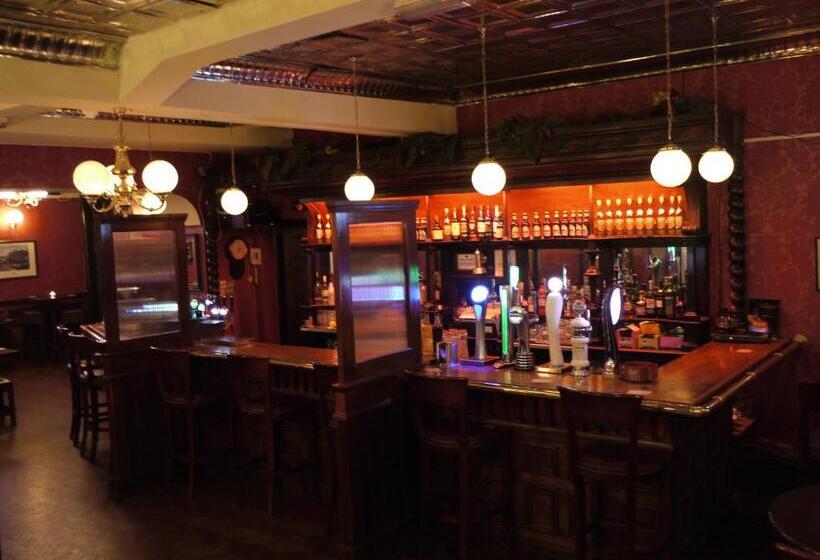 בית מלון כפרי Hearns