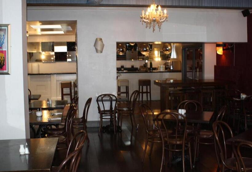 בית מלון כפרי Hearns