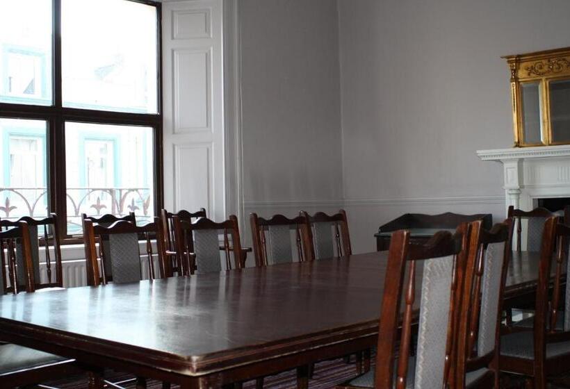 בית מלון כפרי Hearns