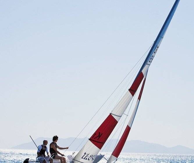 Отель Hillside Beach Club