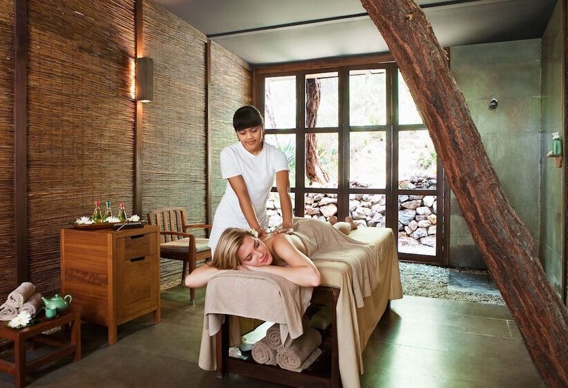 Отель Hillside Beach Club