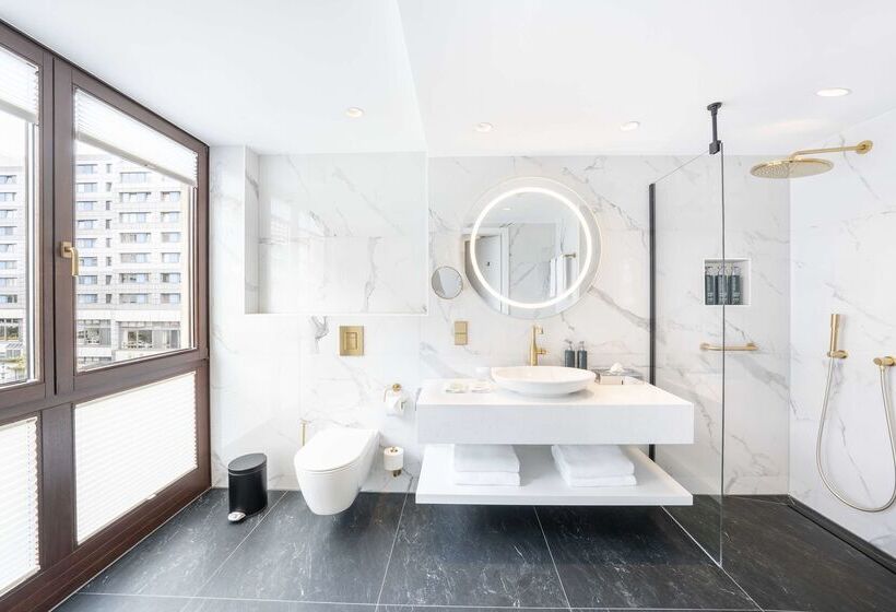 هتل Hilton Berlin