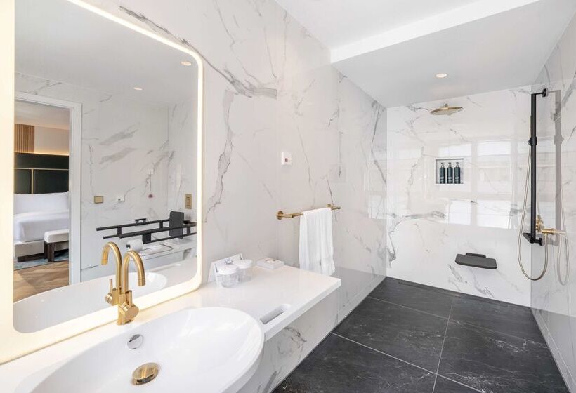 هتل Hilton Berlin