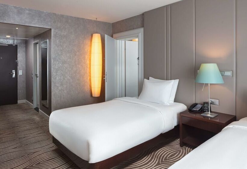 هتل Hilton Berlin