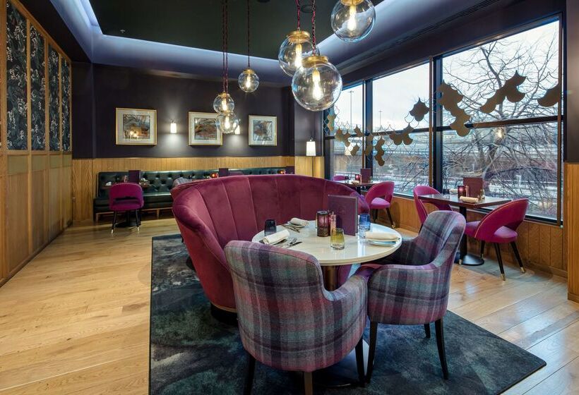 בית מלון כפרי Hilton Glasgow