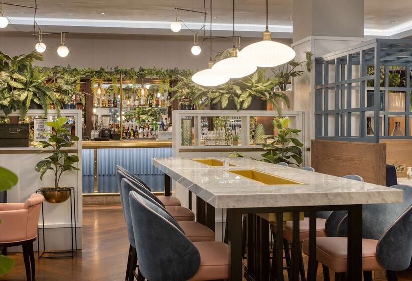 בית מלון כפרי Hilton Glasgow