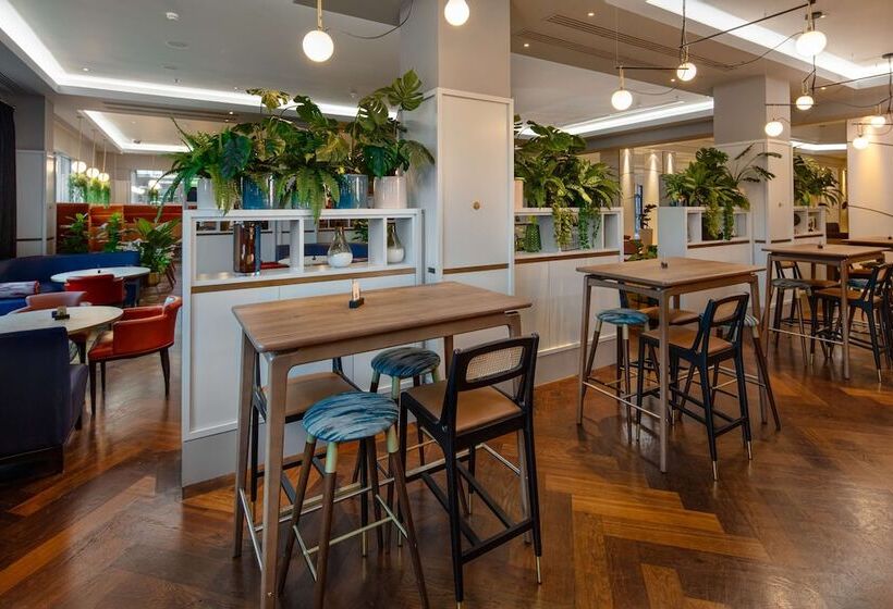 בית מלון כפרי Hilton Glasgow