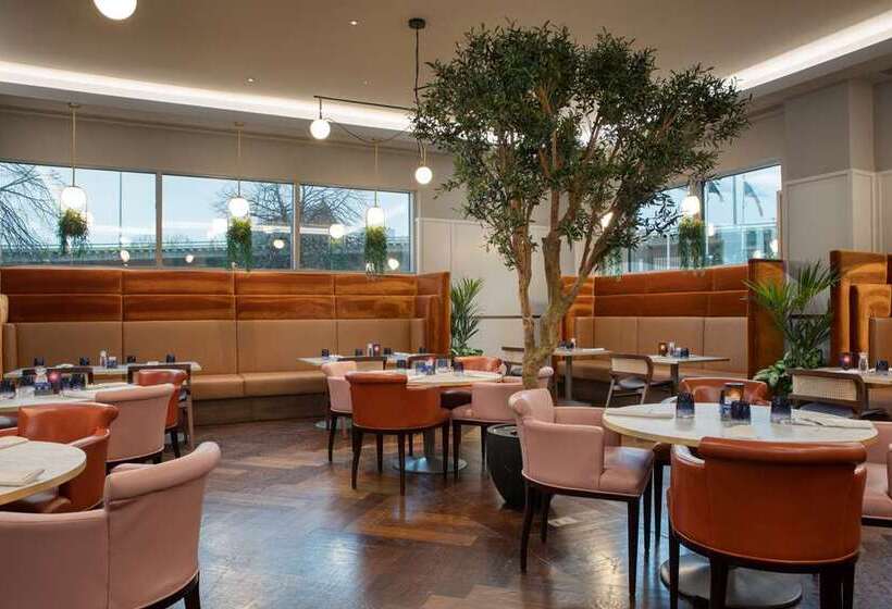 בית מלון כפרי Hilton Glasgow