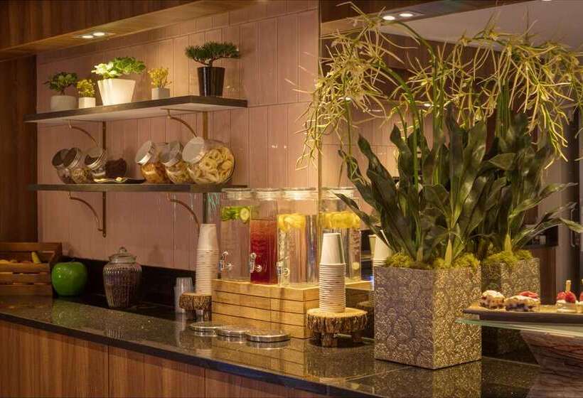 בית מלון כפרי Hilton Glasgow