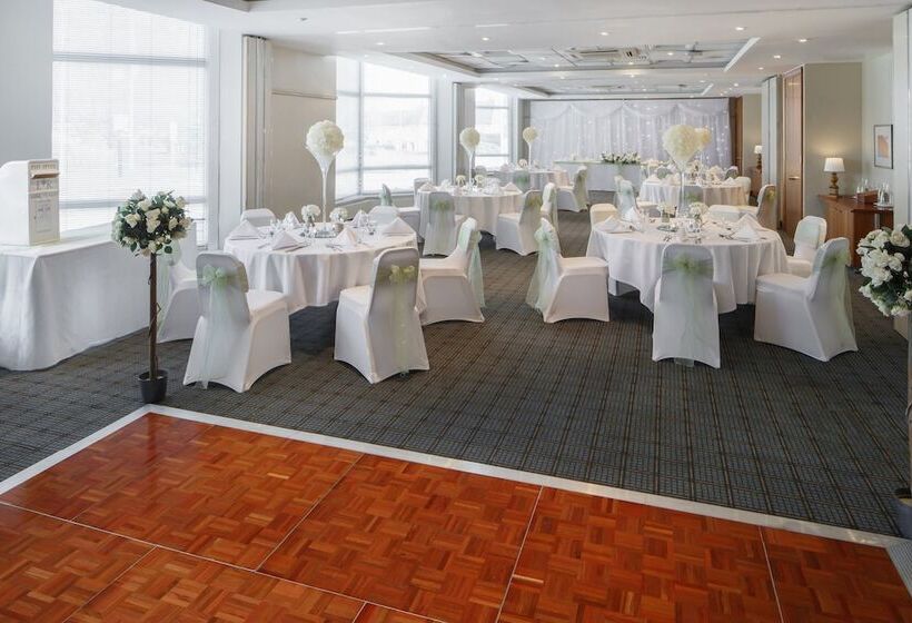 酒店 Holiday Inn Basingstoke, An Ihg