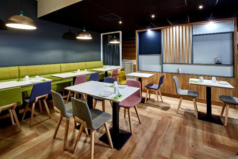 هتل Holiday Inn Clermont Ferrand Centre, An Ihg