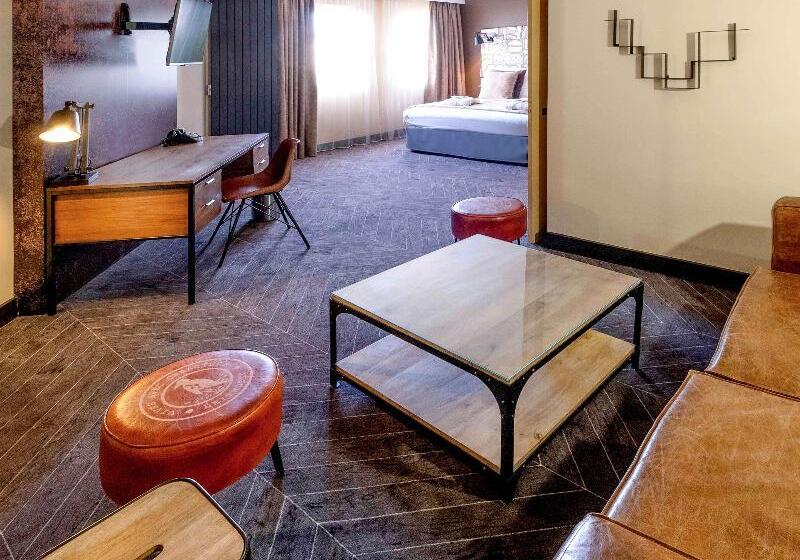 בית מלון כפרי Hôtel Mercure Rouen Centre Champdemars