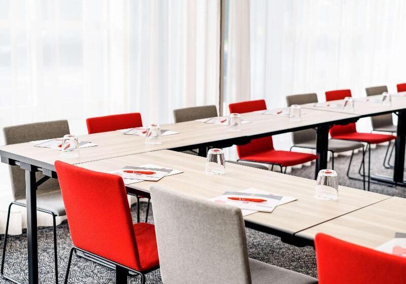 בית מלון כפרי Ibis Mainz City