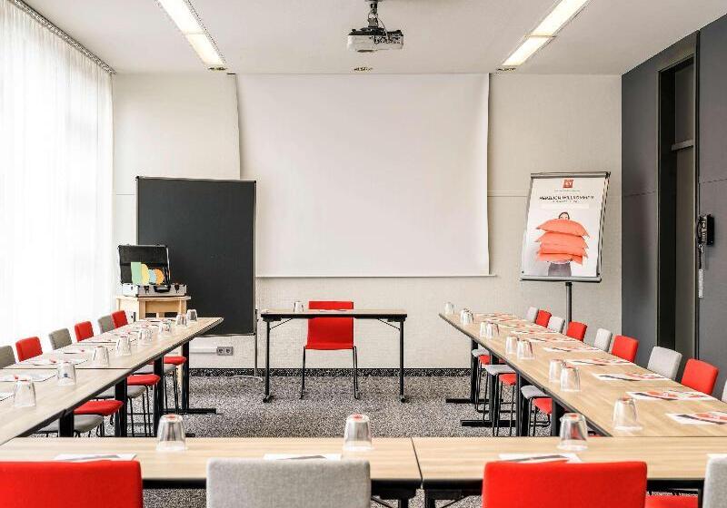 בית מלון כפרי Ibis Mainz City