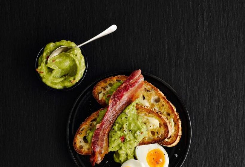 Отель Ibis Portsmouth