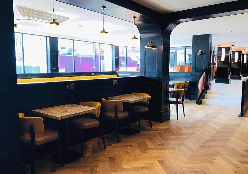 Отель Imperial Dundalk