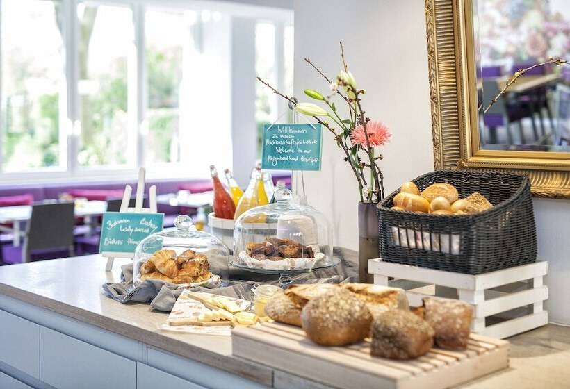 هتل Indigo   Dusseldorf   Victoriaplatz, An Ihg