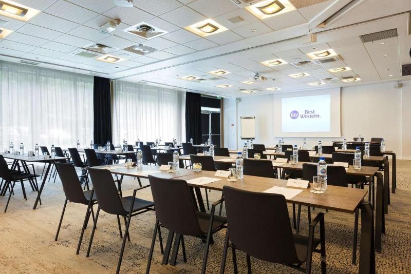 Отель Inn Paris CDG Airport