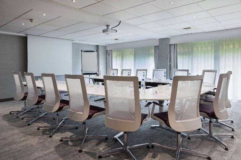 Отель Inn Paris CDG Airport