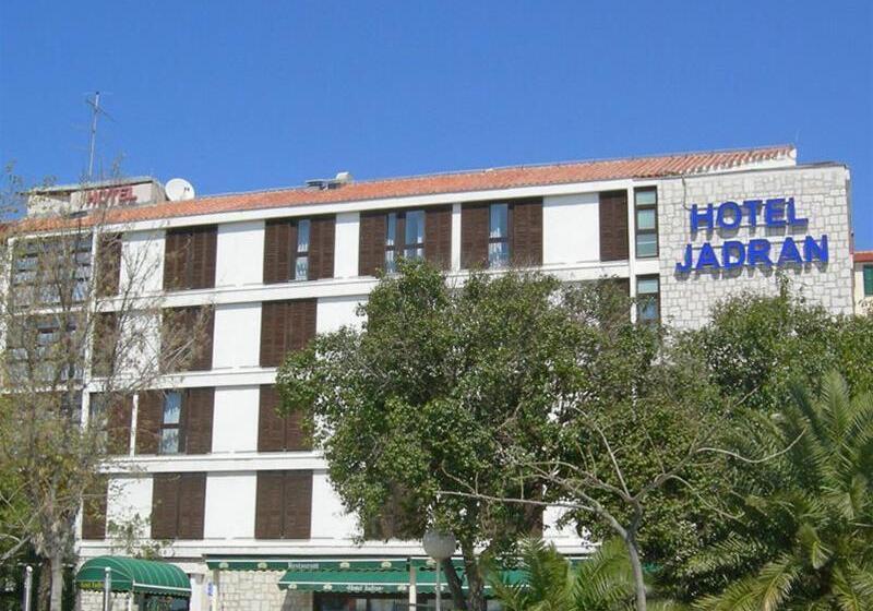 酒店 Jadran