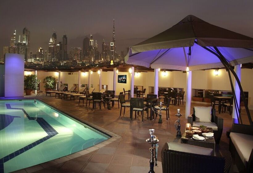 Отель Jumeira Rotana – Dubai