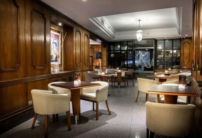 בית מלון כפרי Wyndham Garden Santiago Kennedy