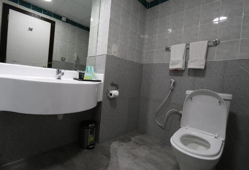 هتل Knight Armour