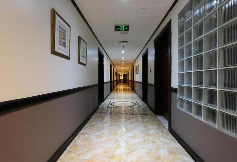 هتل Knight Armour