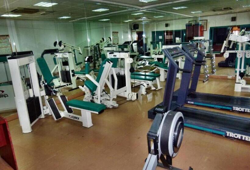 هتل Knight Armour