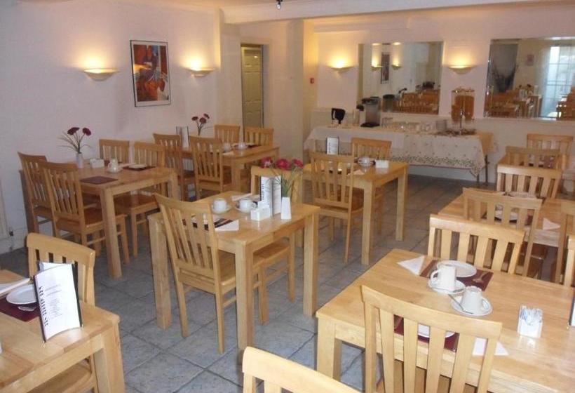 בית מלון כפרי Leeson Inn Downtown