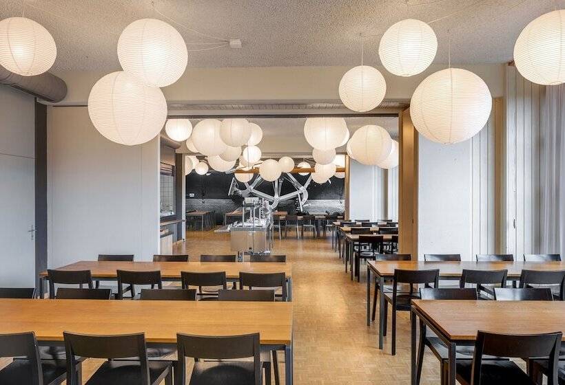 בית מלון כפרי Luzern Youth Hostel