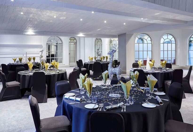 בית מלון כפרי Mercure Nottingham Sherwood