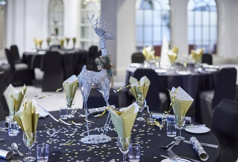 בית מלון כפרי Mercure Nottingham Sherwood